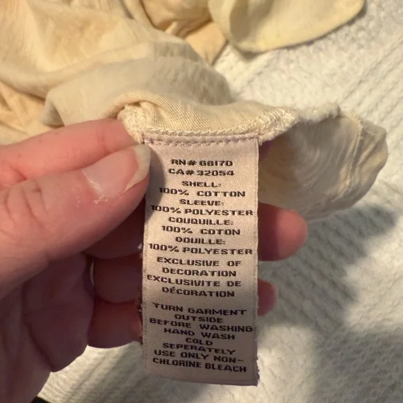 Deletta (Anthropologie) Cream Blouse with Red Embroidery - Picture 8 of 9